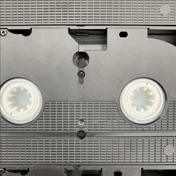 3 Children’s VHS Tapes! - Picture 7 of 9